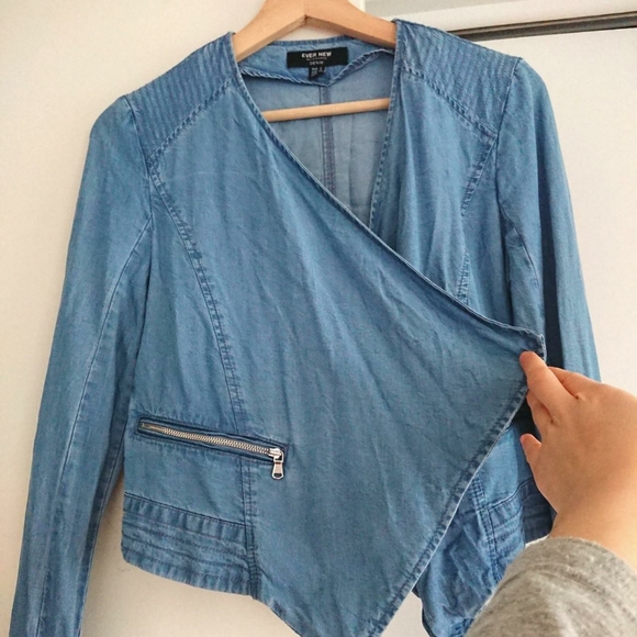 💖 2/$35 💖 Ever New Melbourne soft denim blazer - Picture 2 of 4